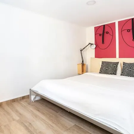 Apartment Plum Guide - Plumeria