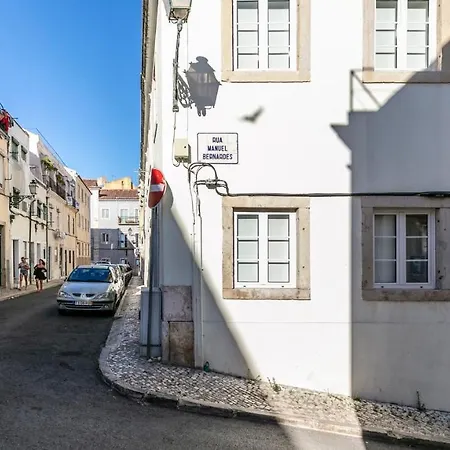 Plum Guide - Plumeria Apartment Lisbon